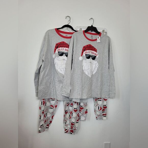 NEW 2 Pairs Glow in Dark Santa Adult Christmas Pajamas Unisex Children's Place - Picture 2 of 8